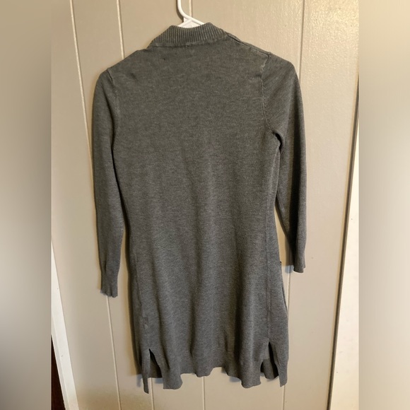 👚(bundle 4 items w/👚for $16) Long gray cardigan sweater - Picture 3 of 6